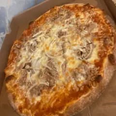 Pizza tonno